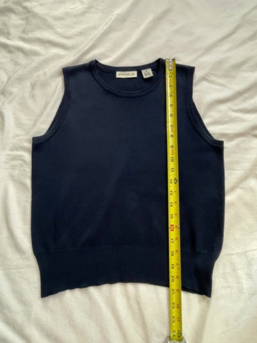 Ann Taylor Cardigan and Tank Sweater Set Women's 100% Silk Navy Blue, Size S - Picture 10 of 11